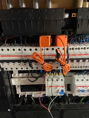 20250905_195038846_iOS