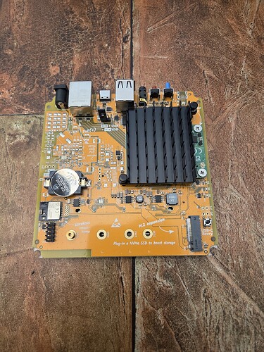 The board, CM4 under the heatsink, free M.2 slot