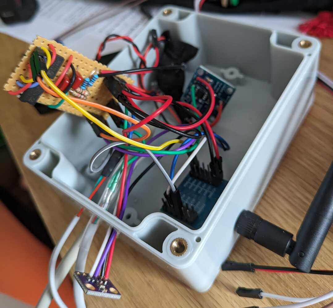 DIY Battery/Solar Powered Zigbee weather station Share your Projects