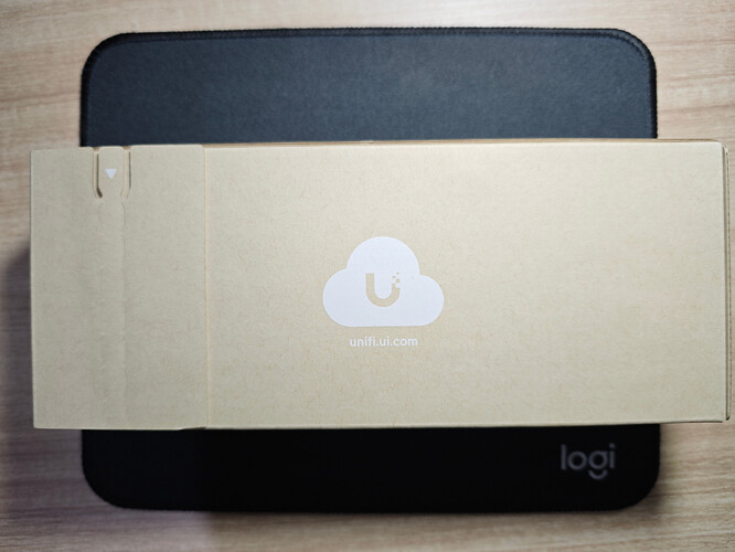 Unifi_USW_Ultra_Back