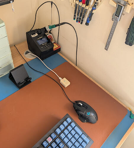 zachDesk