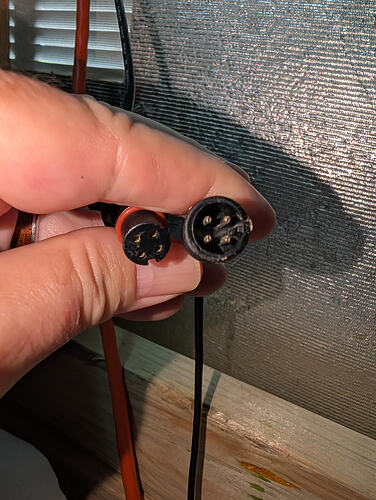 controller connection to light string