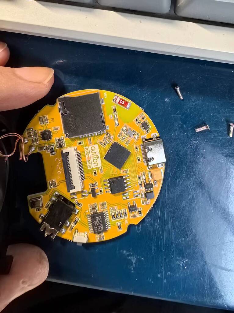 GUITION 1.8” 360x360 ESP32-S3-JC3636W518 Smart Display