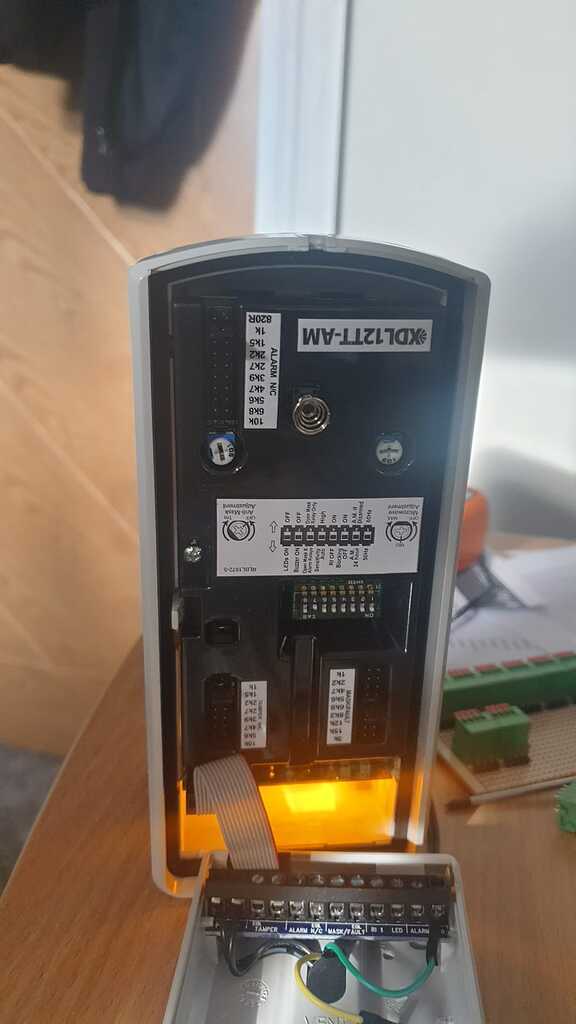 PIR sensors that use resistance instead of voltage to trigger events