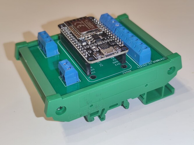 Maximum of 8 Dallas temperature sensors (DS18B20) ESPHome Home