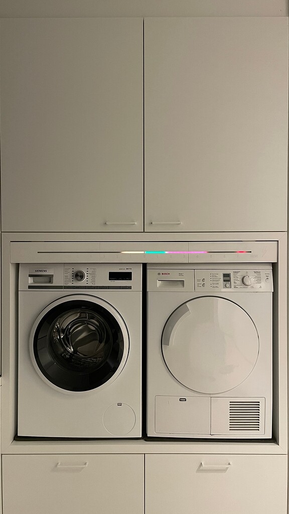 Real time LED strip energy monitor with peak consumption Share your